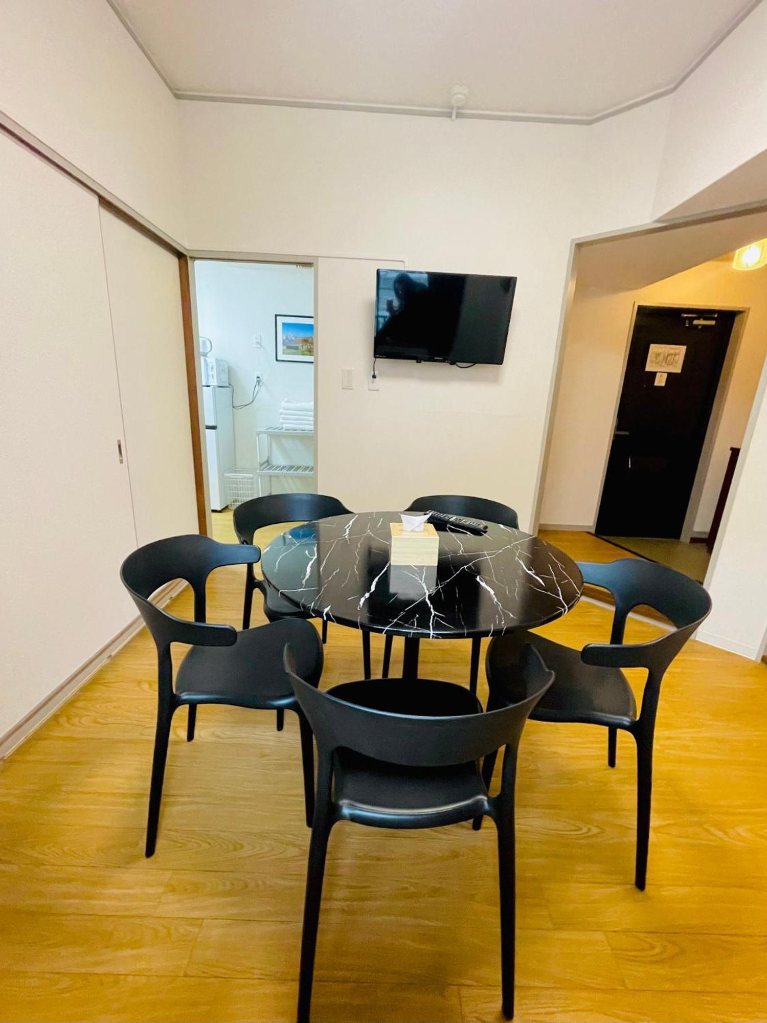 嵐 難波西 民宿 Bed And Breakfast Οσάκα Δωμάτιο φωτογραφία